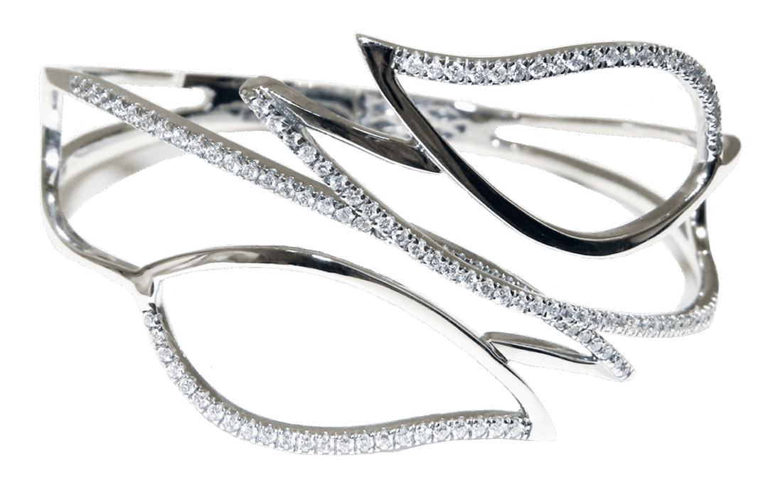 Royal Fancy Flawless and intense Diamond Bracelet Suite By Hatta