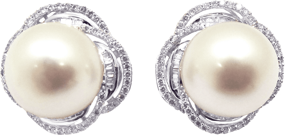 White South Sea Pearl and Diamond Suite