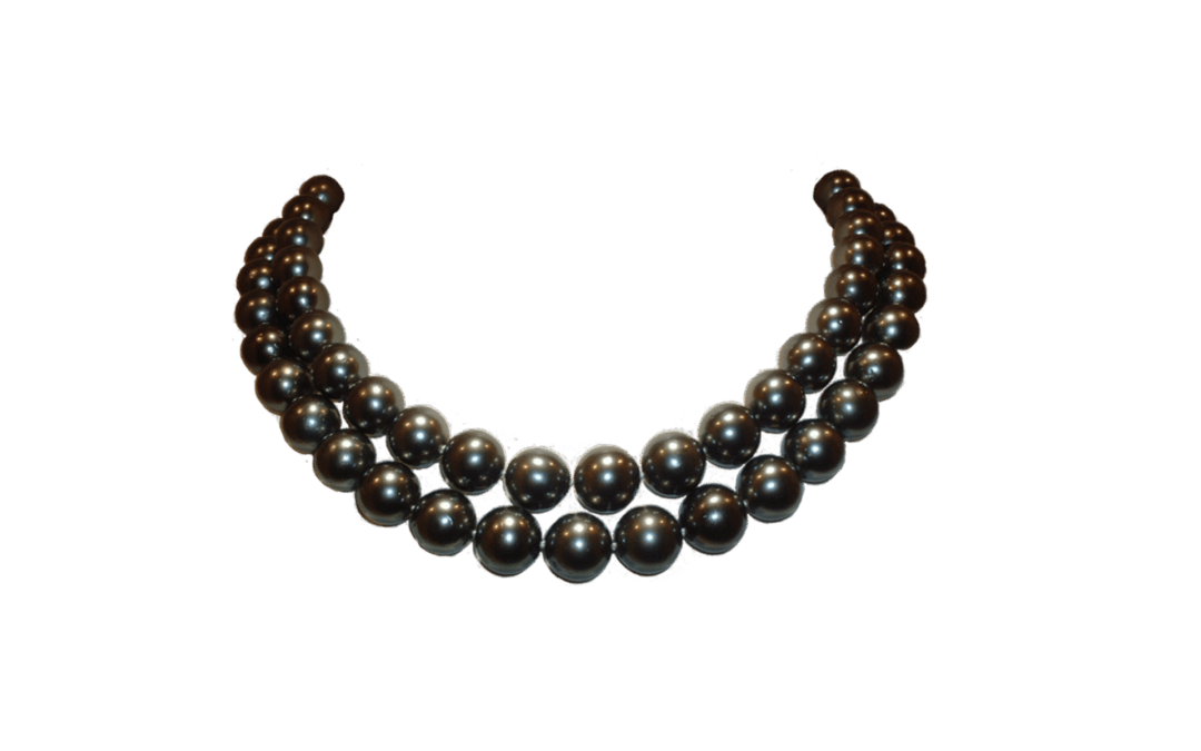 Black South Sea Pearl and Diamond Suite