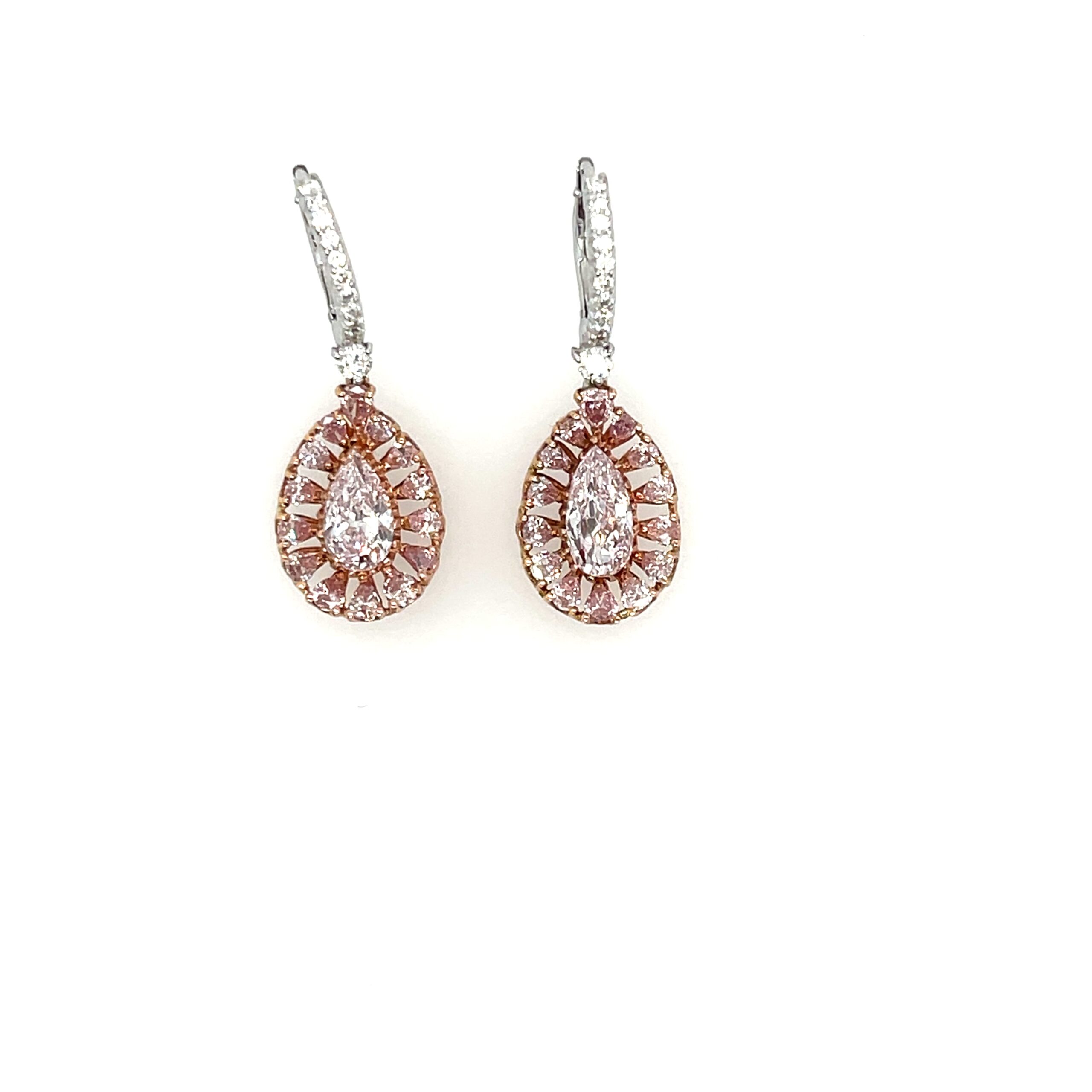 Royal Fancy Flawless and intense Diamond Earrings Suite By Hatta