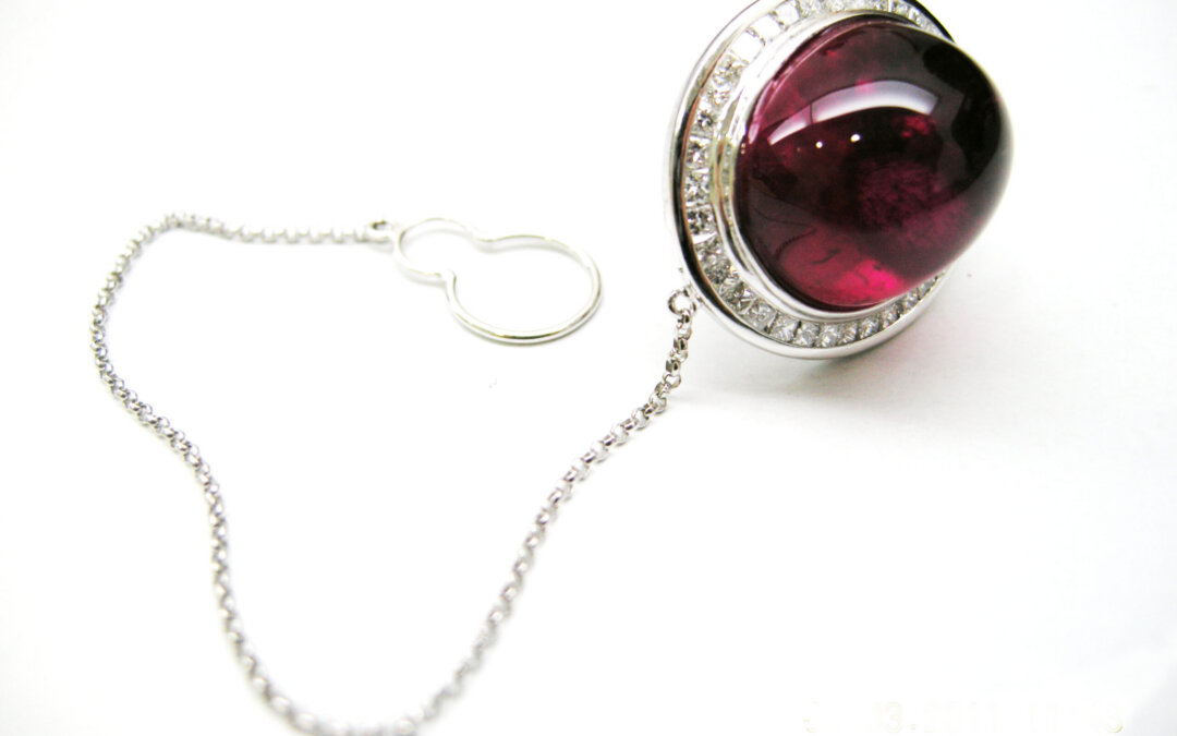 Burmese Rebelite Cufflink by Hatta