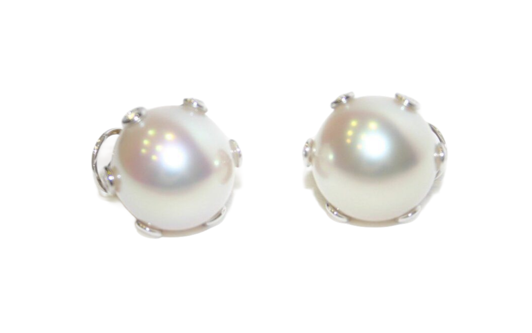 Royal Conch Pearl and Diamond Earrings by Hatta