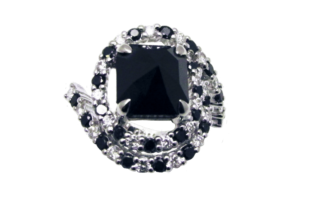 Royal Fancy Flawless and intense Diamond Bracelet Suite By Hatta